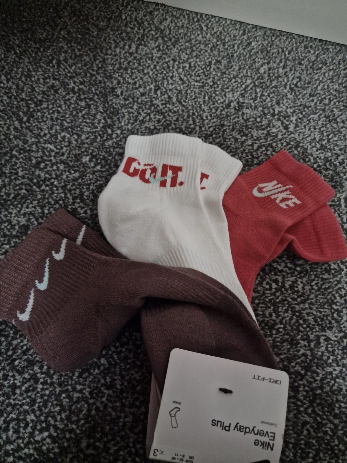 Nike Everyday Training Ankle Socks. 3 Pack. UK Size 8-11. New With Tags