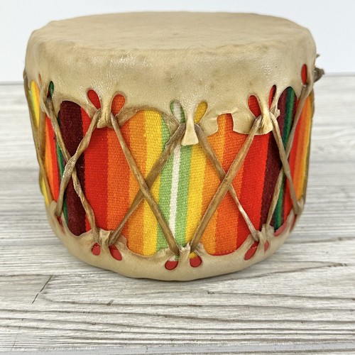 Vintage handgefertigte Rohholz & Stoff Native American Pow Wow Trommel / CBD
