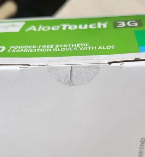 Disposable Aloetouch 3G Powder Free Synthetic HydroPure Vinyl Large Glove 100ct - Picture 7 of 7