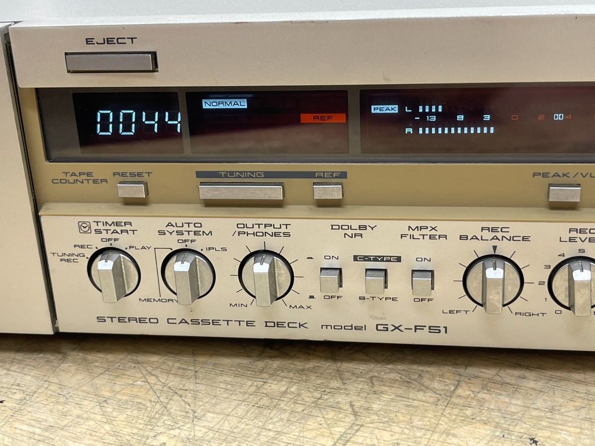 AKAI カセットデッキ　GX-F51 AKAI GX-F51の仕様 アカイ/赤井