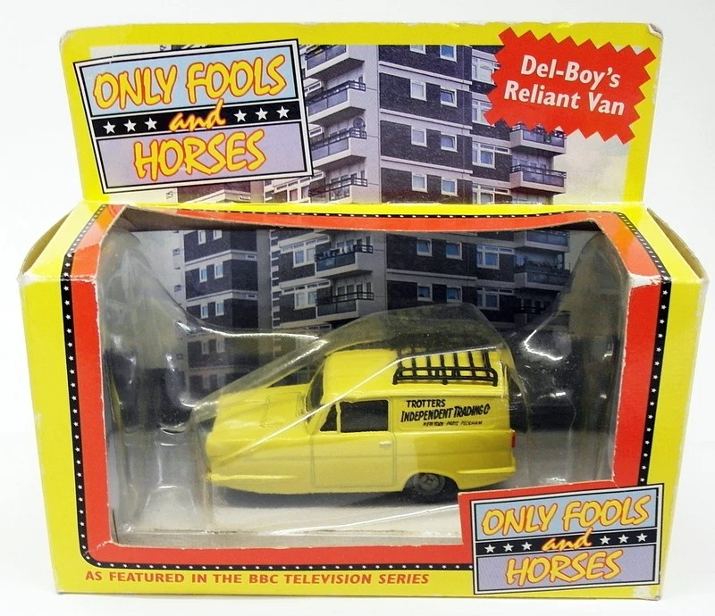 Lledo 1/43 Scale 10053 - Del-Boy's Reliant Regal Supervan III - Only Fools - Image 4 of 4