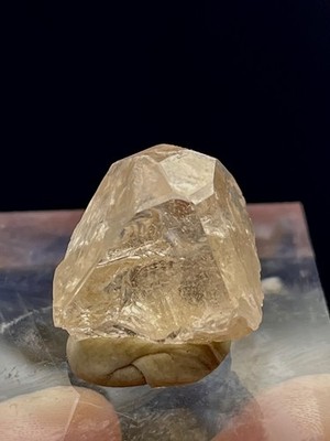 53 Carat natural topaz Crystal from Pakistan