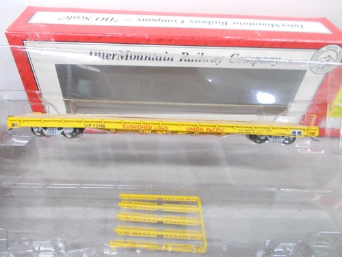 INTERMOUNTAIN ~ UNION PACIFIC 60' CUBIERTA DE MADERA COCHE PLANO # 52596 -RTR ~ ESCALA HO | Zustand: New
