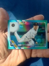 Topps Chrome NPB Yohei Kagiya Yomiuri Giants #117 Aqua Refractor /199