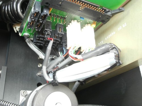 Robot de manejo de obleas KLA Instruments ZPOD 200 mm 710-657412-20 Tencor funcionando - Imagen 10 de 11
