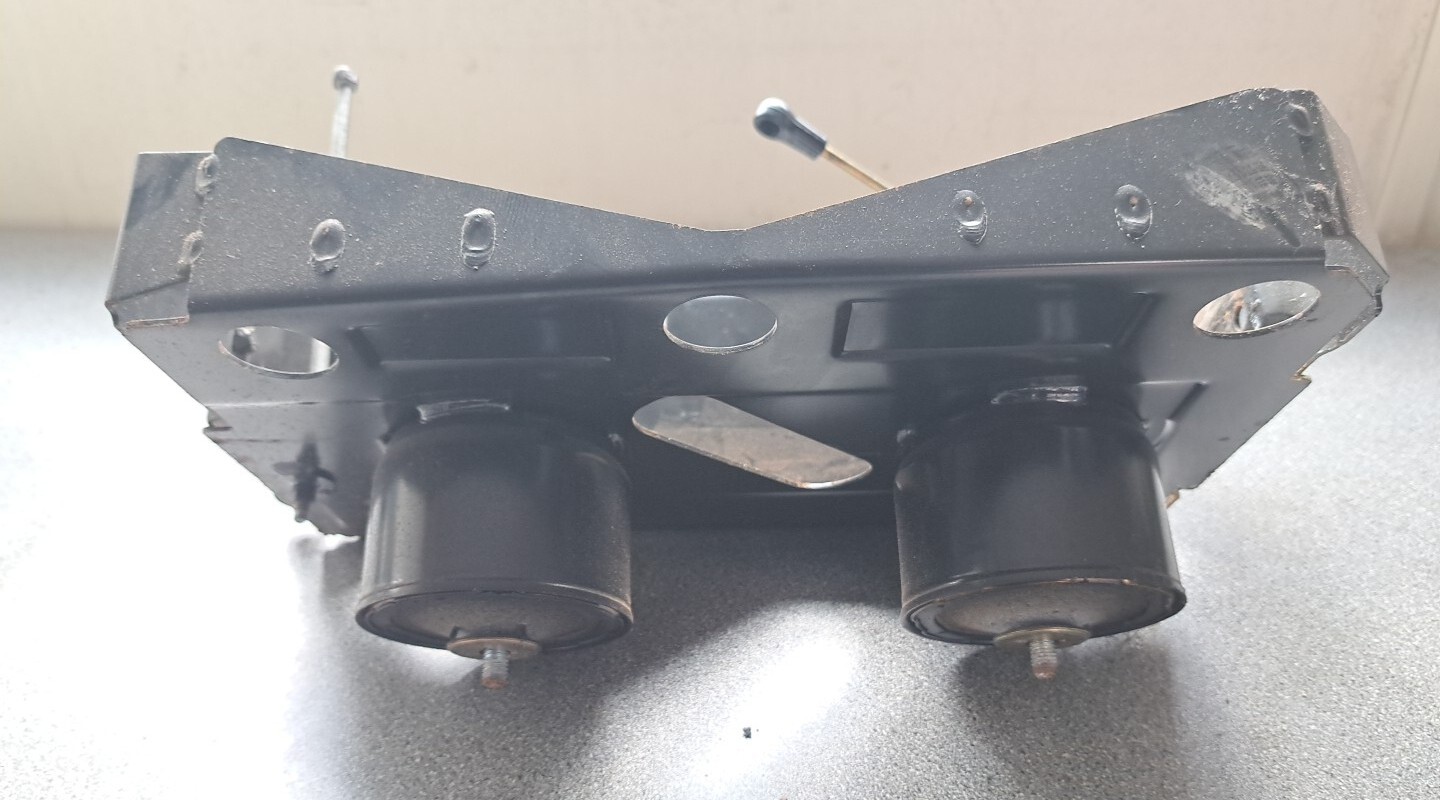 BMW E46 3 Series Convertible Battery Tray 51718236253 for sale 