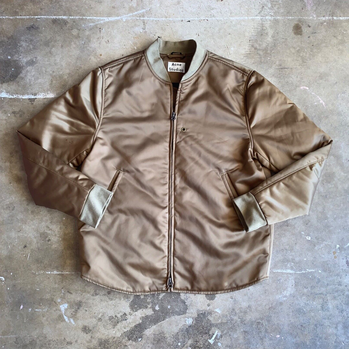 希少　acne studios bomber jacket Acne Studios // Black Nylon Selo Bomber Jacket – VSP Consignment