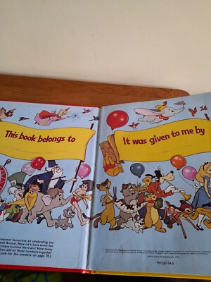 VINTAGE  1973  DISNEYLAND  ANNUAL