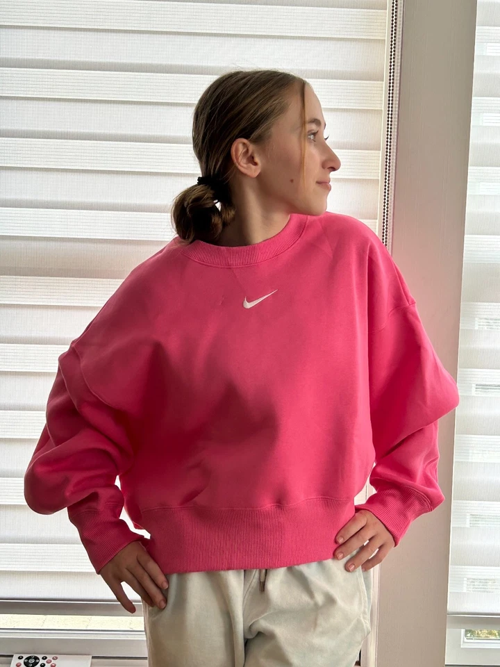 $70 Женские маленький Nike флис большого размера укороченный Crewneck толстовка DQ5761 684 - Изображение 2 из 4