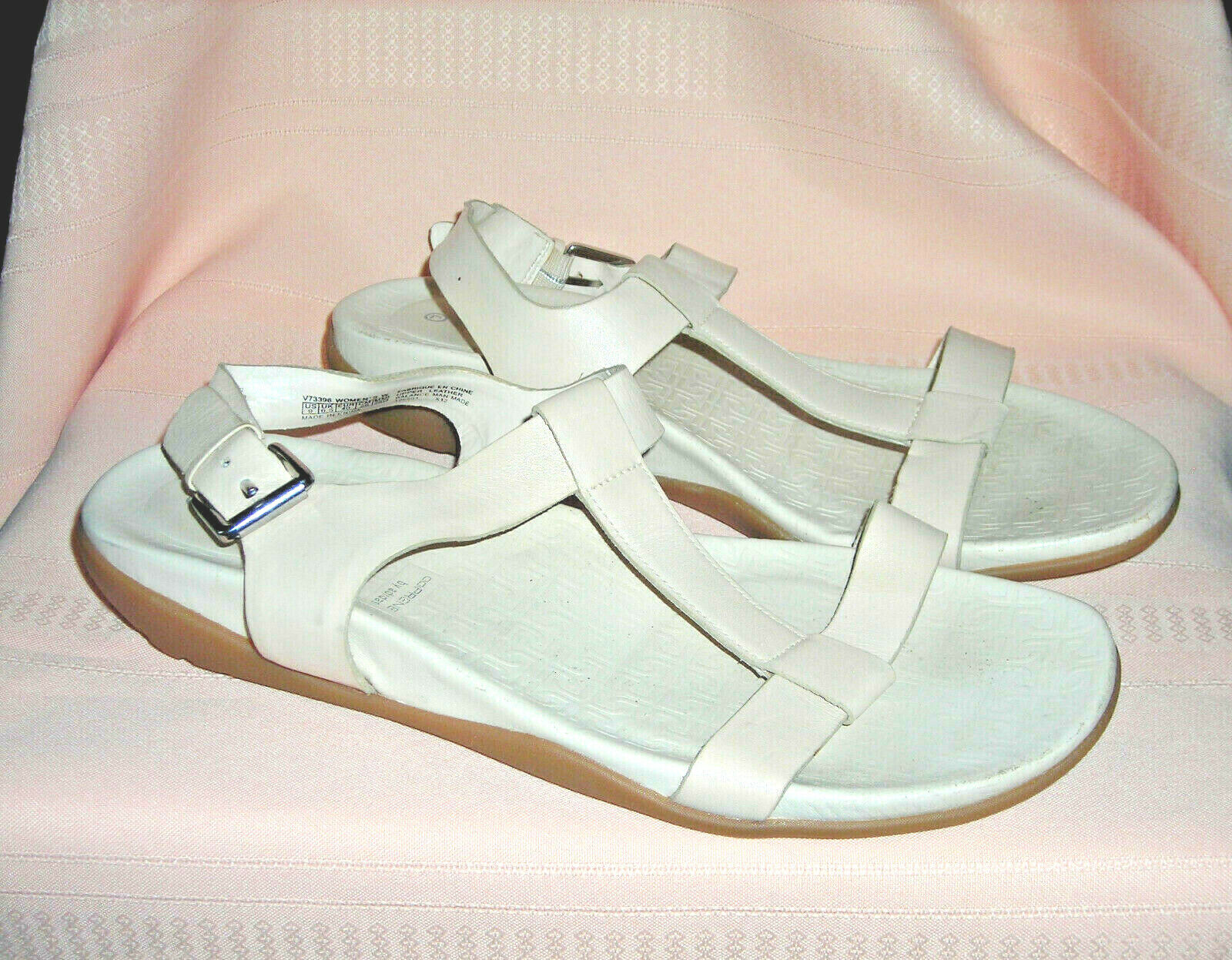 Rockport Women's Comfort Shoes Leather Sandals 高い素材 Cream 2021セール T- Size M Buckle 9 Strap
