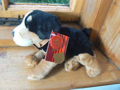 Brandneu mit Etikett Kiel Plüsch liegender Hund schwarz & hellbraun mit Halsband 9 Zoll