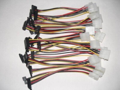 20x SATA Strom Kabeladapter abgewinkelt, 15cm -  neu