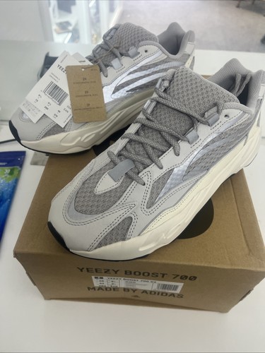 adidas Yeezy Boost 700 V2 Static UK Size 9.5