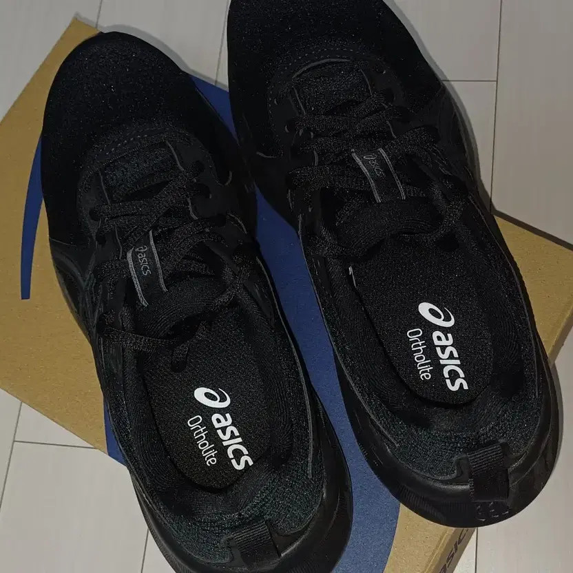 Asics Gel Contend 9 Women's Running Shoes 255 Size Pre-Owned thumbnail 3