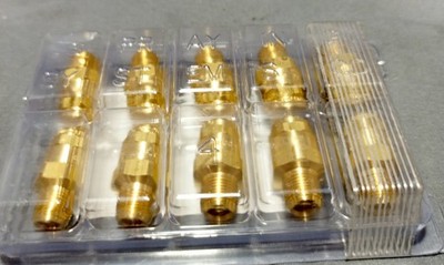 Lot Of 10 Spraying System Nozzle Brass Fulljet 1/8GG-1