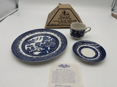 Vintage Churchill Classic Blue Willow 3 Piece Dinner Set Plate Cup Saucer New