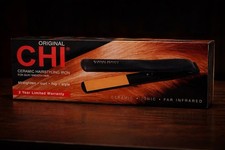CHI Original Ceramic Hairstyling Iron 1  Flat Iron Black Far Infrared Ionic