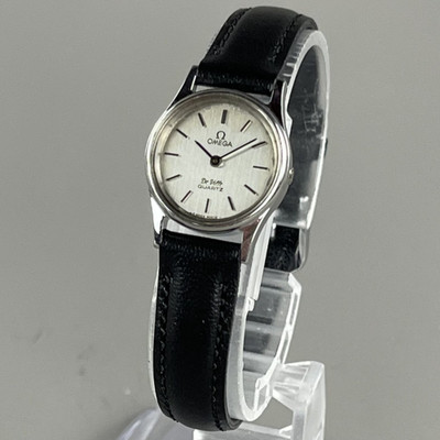 OMEGA De Ville Vintage Ladies Watch 20mm Quartz Brand New Band 5910019 Cal.1350