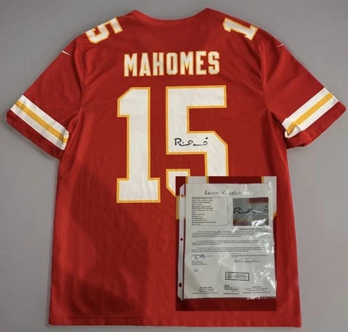 Patrick Mahomes Signed Jersey, Football. JSA, Beckett