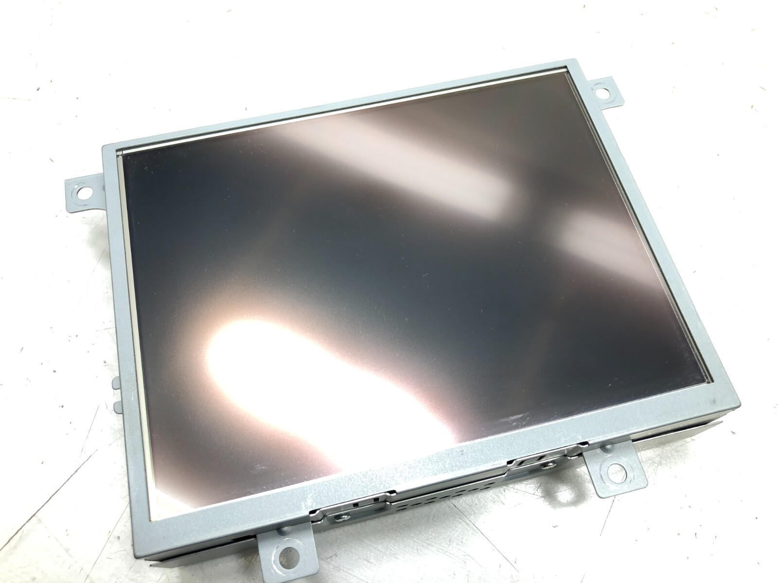 2014-2019 MASERATI GHIBLI SQ4 FRONT DASH DISPLAY SCREEN MEDIA HEAD UNIT OEM.