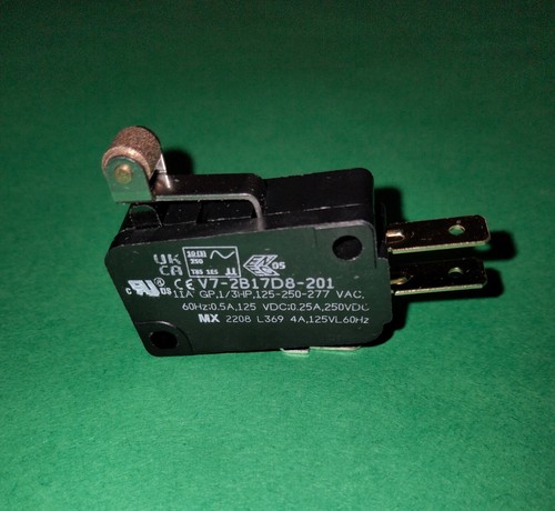Micro Switch V7-2B17D8-201 Miniature Snap Action Switch, Lever, Roller, Short - Picture 3 of 9