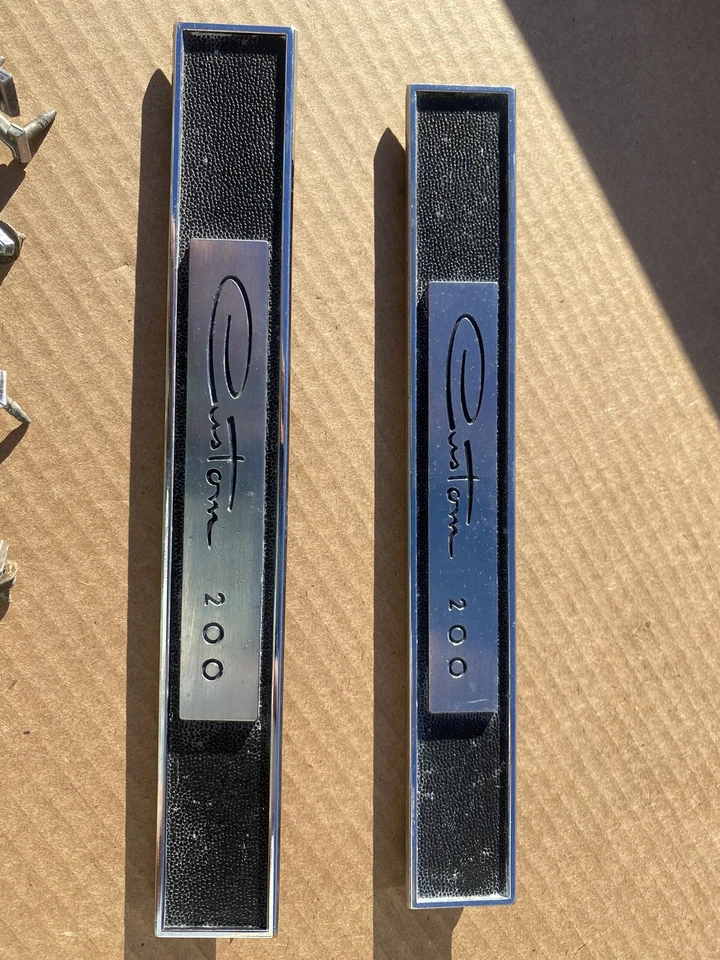 Plymouth Valiant 1963-1966 convertible emblemas letras adorno cuerpo A Foto 2 de 4