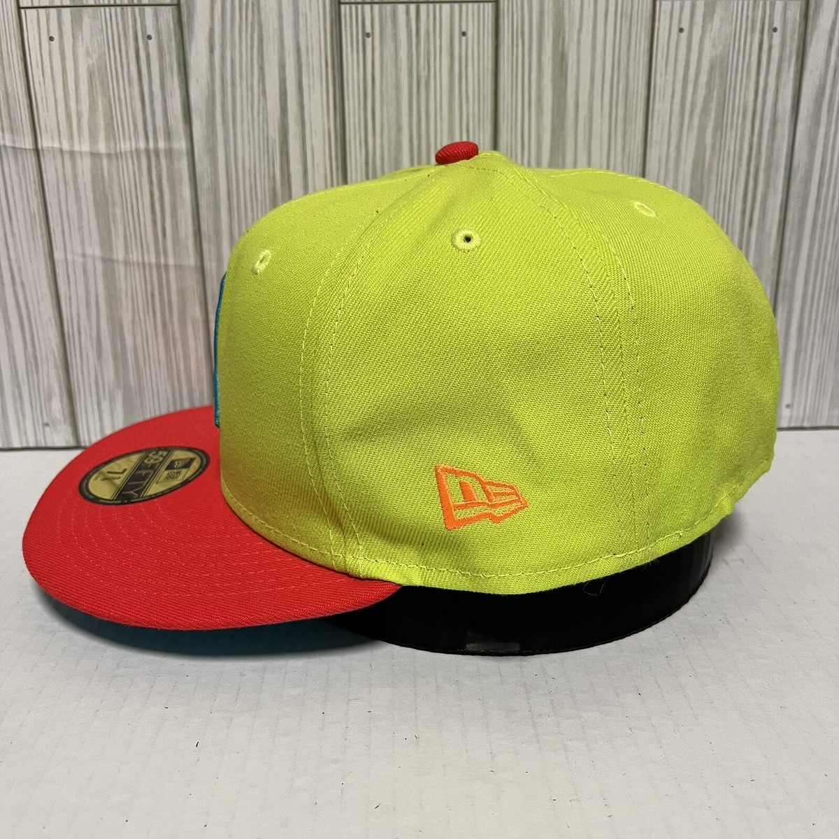 Boston Red Sox Hat Cap New Era 7 3/4 Fitted 59Fifty World