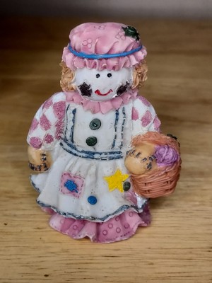 3.25  Grandma Ragdoll Figurine With Bonnet Apron & Yarn Basket Colorful Buttons