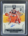 TRISTAN VUKCEVIC 2023-24 PANINI IMPECCABLE ROOKIE STAINLESS STARS AUTO GOLD 8/10