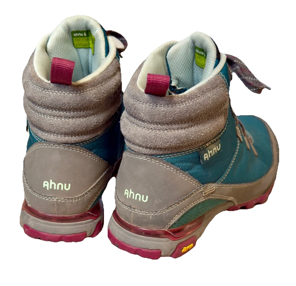 Botas de senderismo impermeables Ahnu Sugarpine para mujer talla 6,5 verde azulado Vibram Foto 3 de 4
