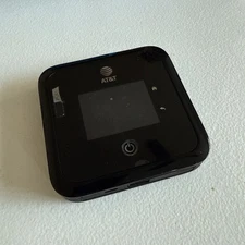 Netgear MR5100 Nighthawk 5G WiFi Mobile Hotspot