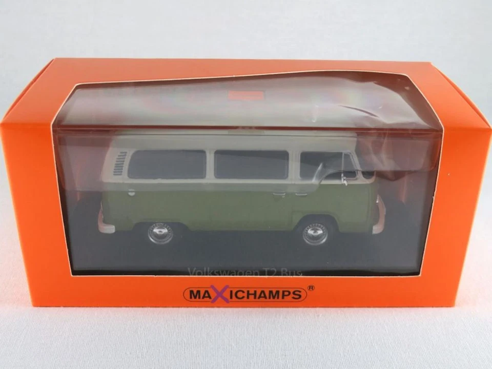 Volkswagen VW T2 B Bus Modellino Auto Maxichamps IN 1:43 Verde-Bianco - Immagine 3 di 3