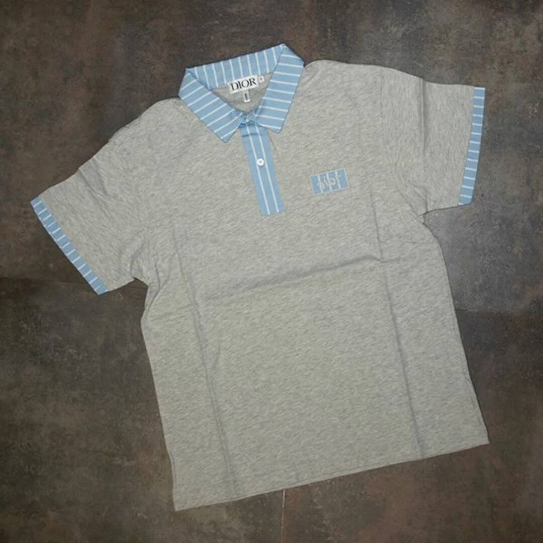 Chemise manches courtes enfant Dior, taille 10, utilisée une seule fois, nettoyée