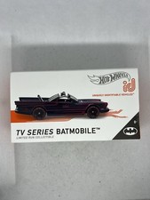 Hot Wheels 1:64 1966 TV Series Batmobile - FXB25