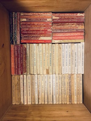 Lot 67 Bücher Sf Der fantastische Strahl Axt, darunter Nr. 1 und Asimov  Stiftung