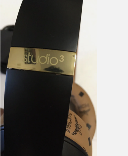 Beats Studio3 Wireless Bluetooth Active Noise Cancelling Headphones MCM Limited - Picture 8 of 10