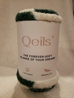 Qeils Super Soft Knit Throw Blanket - Warm Cozy  Luxury Fabric 60x80. Nice Piece