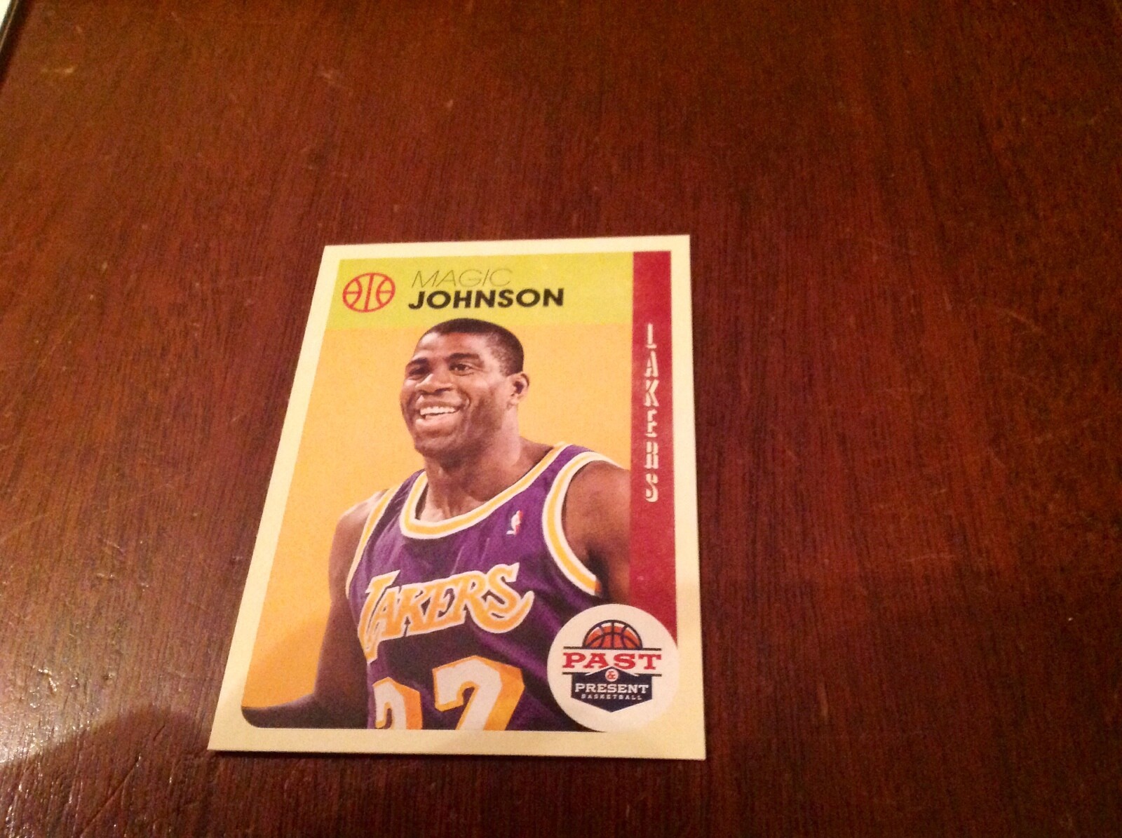 2012-13 Panini-Past & Present #26 Magic Johnson (MiNT)
