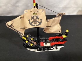 Lego Pirates Imperial Trading Post 6277 100% Complete with Instructions