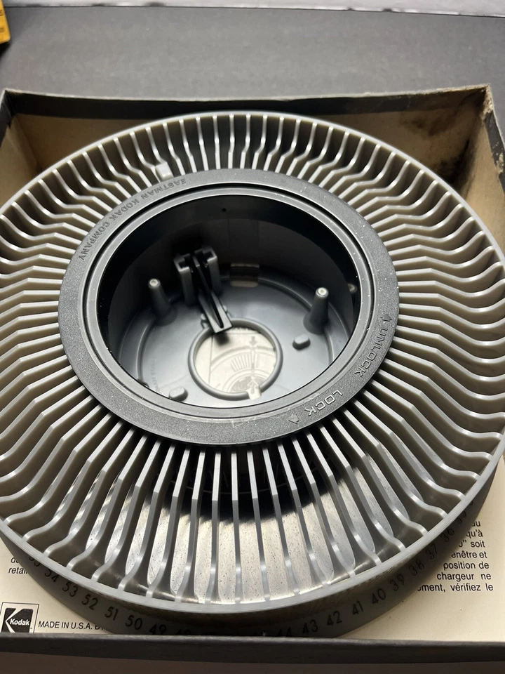 3 bandejas deslizantes Kodak Carousel Transvue 80 2 grises 1 negras para proyector deslizante de 35 mm Foto 4 de 4