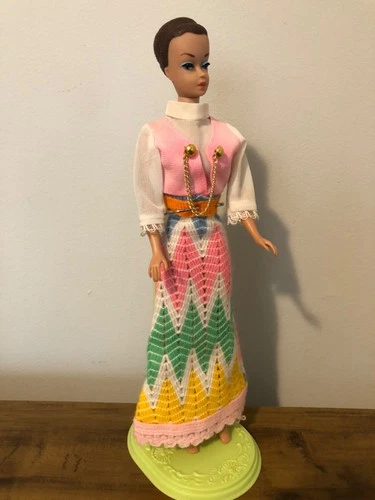 Vintage Barbie Clone Barbara doll dress 70’s