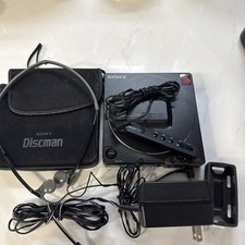 Vintage SONY D-25 Discman Portable CD Player Original Case Sony Remote charger