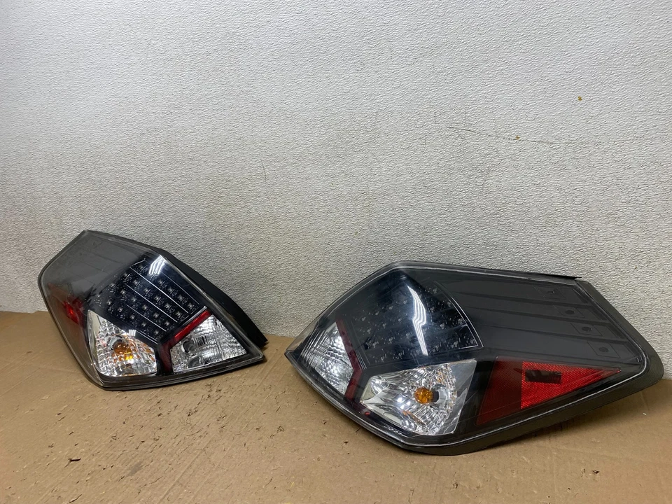 Juego de luces traseras LED negras laterales izquierda+derecha Nissan Altima 2007 a 2012 U0506 DG Foto 2 de 4