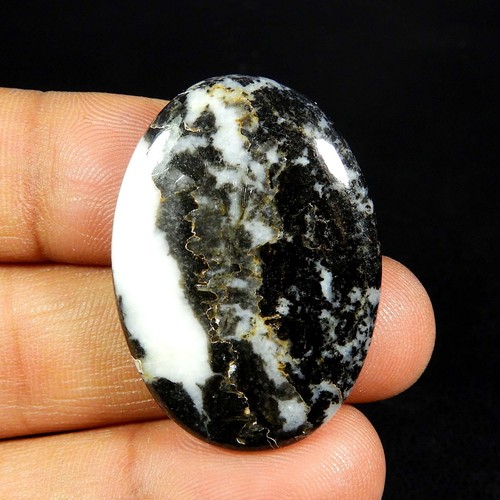 White Black Buffalo Turquoise Cabochon Oval Shape Natural Gemstone 36 Cts #10941 - 第 1/6 張圖片