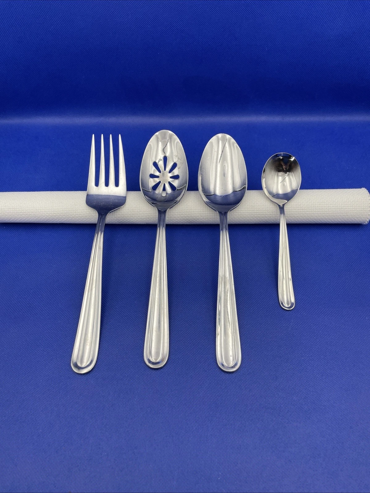Wallace KYLEE Stainless 18/0 Serving Set Glossy Outline Silverware Flatware Lot4