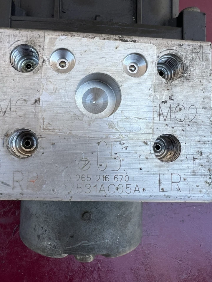 SUBARU LEGACY ABS 1999-2001 BOMBA DE FRENO ANTIBLOQUEO Y MÓDULO 27531AC05A 265216670 Foto 3 de 3