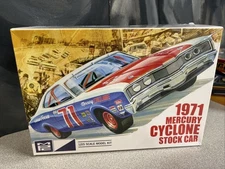 1/25 MPC #1023 ‘71 Mercury Cyclone Stock Car