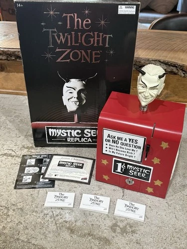 TWILIGHT ZONE MYSTIC SEER REPLICA BIF BANG POW RED w/BOX 62/300