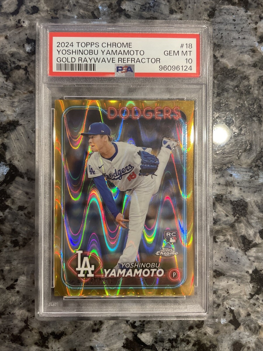2024 Topps Chrome Yoshinobu Yamamoto Rookie #18 Gold Raywave