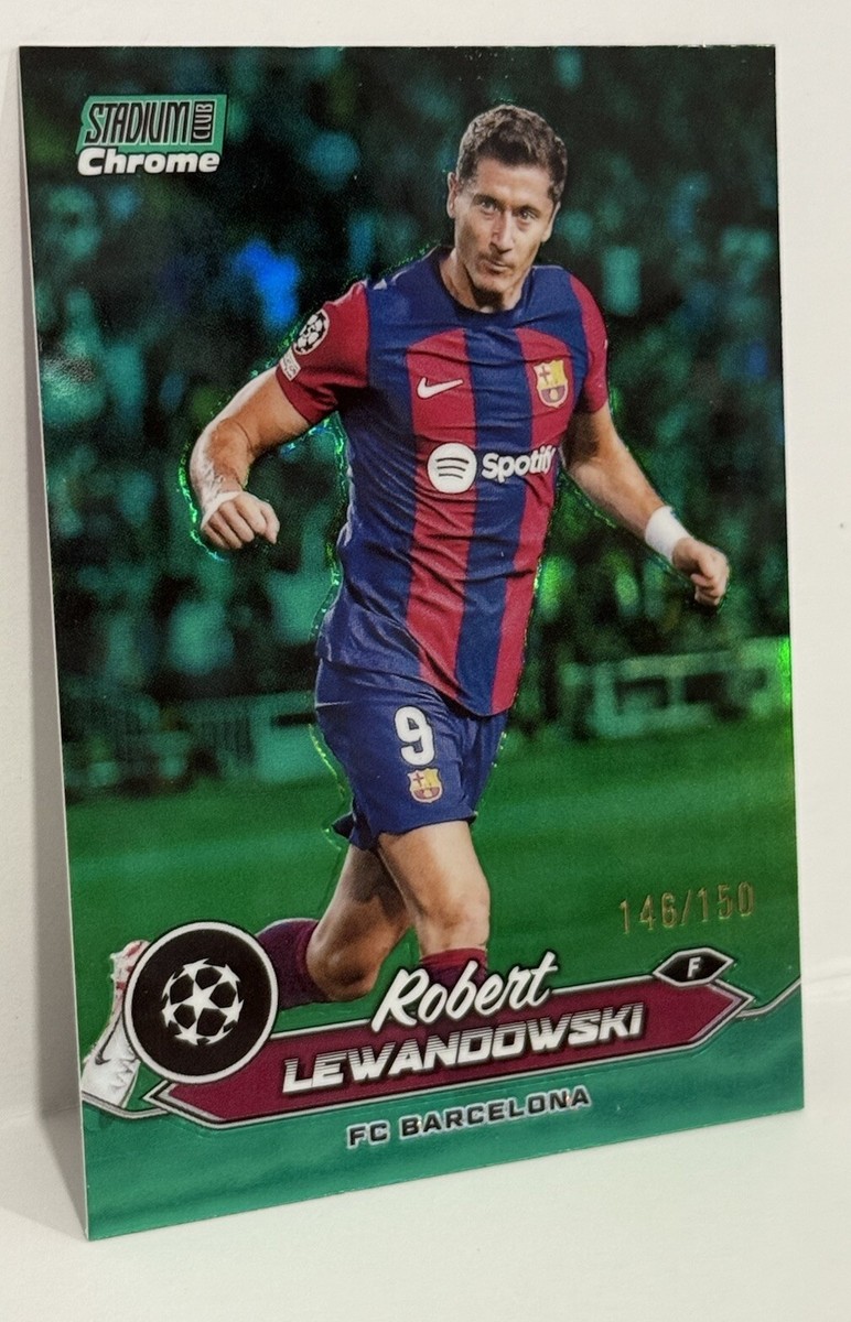 2023-24 Topps Chrome Stadium Club UCC Barcelona Robert Lewandowski